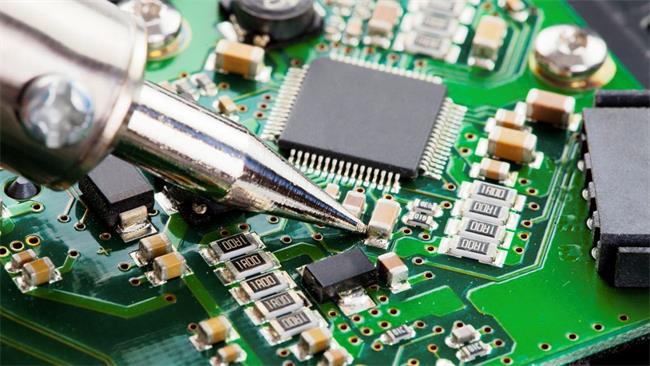 PCB板上的电子元器件