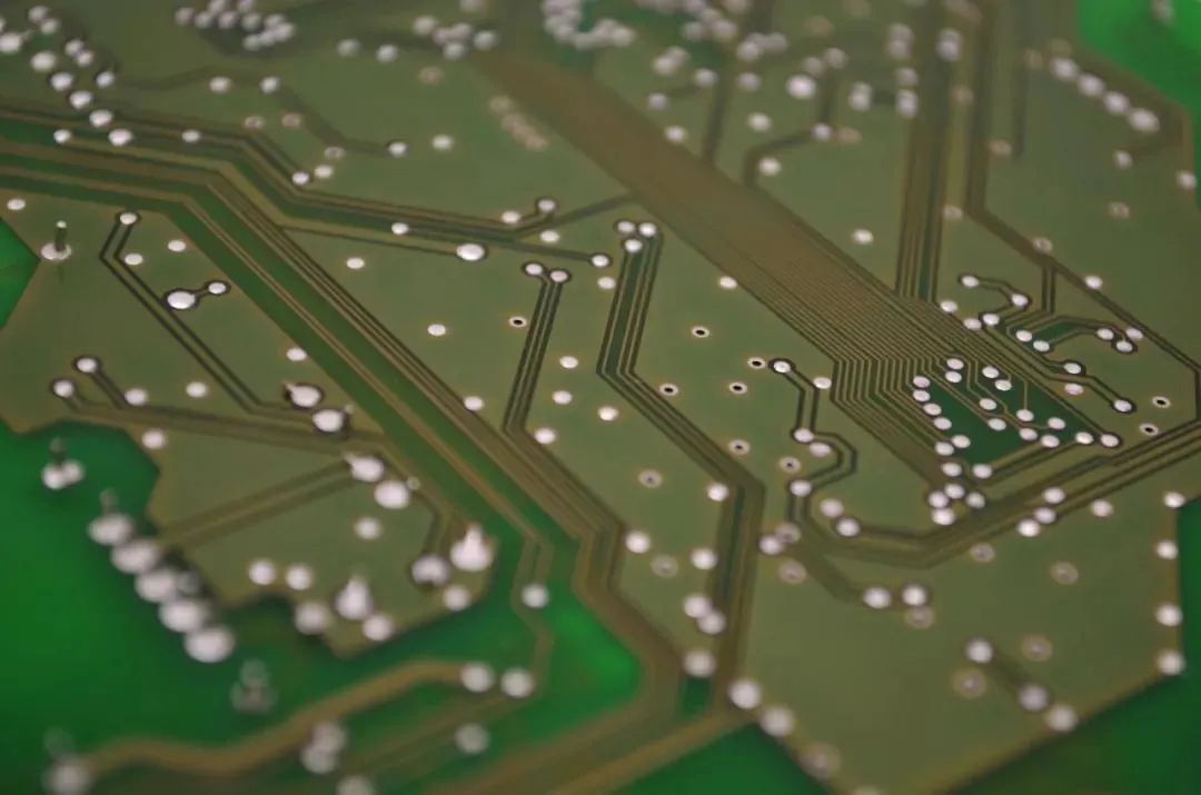 PCB焊盘过孔尺寸示意图